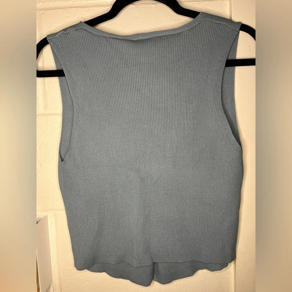 Laine Honolulu blue V neck top vest M/L
